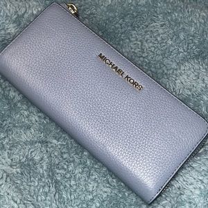 MK WALLET! NWT 💙